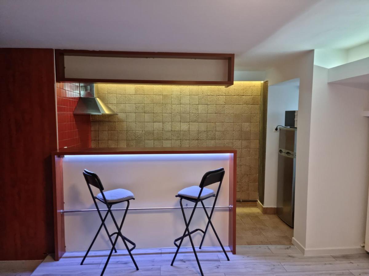 Nerva Traian Studio Apartment Bucharest Exterior photo